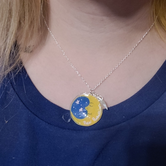 Handmade necklaces and keychains bundle and save - Picture 2 of 5